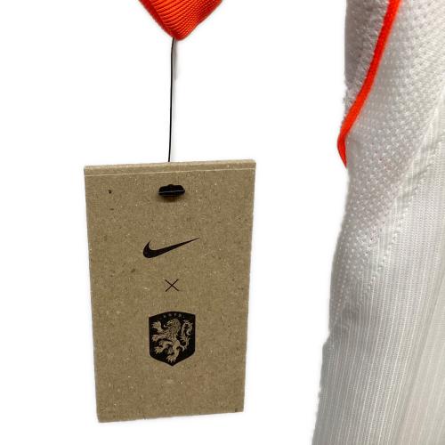 オランダ代表 (オランダダイヒョウ) サッカーユニフォーム IB5391 2026 アウェイ レプリカ メンズ SIZE L ホワイト