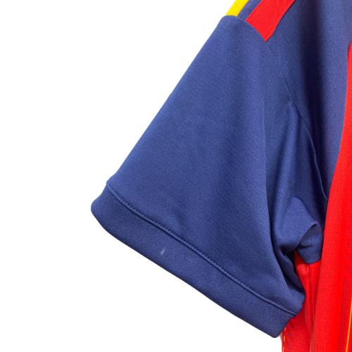 スペイン代表 (スペインダイヒョウ) サッカーユニフォーム JN4390 2026 ホーム レプリカ ユニフォーム メンズ SIZE XL レッド
