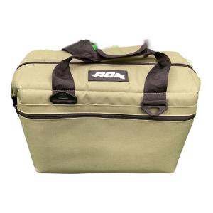 AO COOLERS (エーオークーラー) 24パック ソフトクーラー グリーン