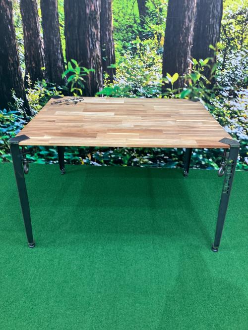 oka d art アウトドアテーブル 70x90x55cm クランプ式アイアンレッグ