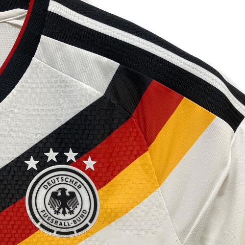 ドイツ代表 (ドイツダイヒョウ) サッカーユニフォーム JN2066 2026シーズン オーセンティック ホーム 半袖 SIZE XL ホワイト　ヨシュア・キミッヒ【6】