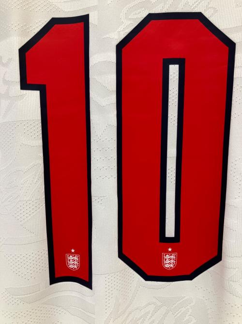イングランド代表 (イングランドダイヒョウ) サッカーユニフォーム IB5153-100 2026シーズン ホーム オーセンティック SIZE L ホワイト　ジュード・ベリンガム【10】