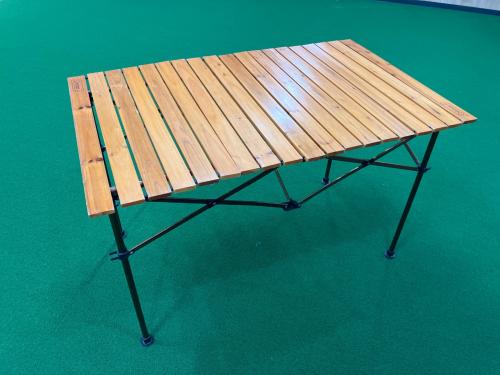 Coleman (コールマン) アウトドアテーブル 2000026802 約112×70×70cm ブラウン ナチュラルウッドロールテーブル クラシック(110)