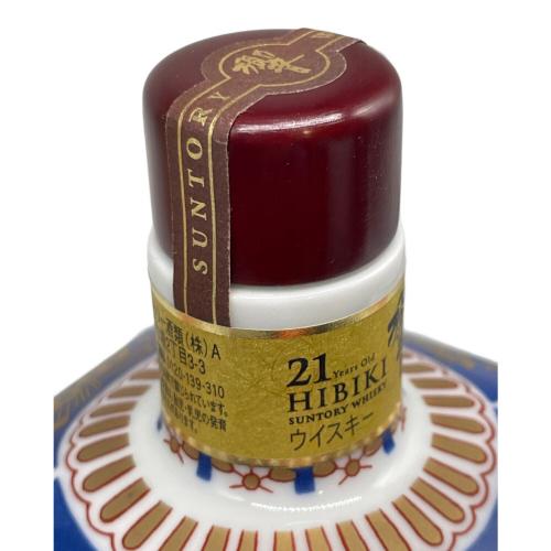 響 (サントリー（SUNTORY）) ジャパニーズウィスキー スペシャルボトルコレクション 600ml 木箱 21年 有田焼（金襴手花卉文角瓶） 未開封
