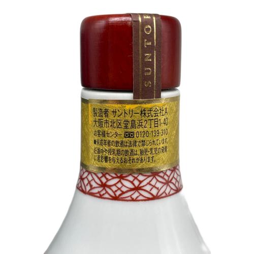 響 (サントリー（SUNTORY）) ジャパニーズウィスキー スぺシャルボトルコレクション  @ Π 600ml 箱付 21年 有田焼（色絵網目牡丹蝶文瓢形瓶） 未開封