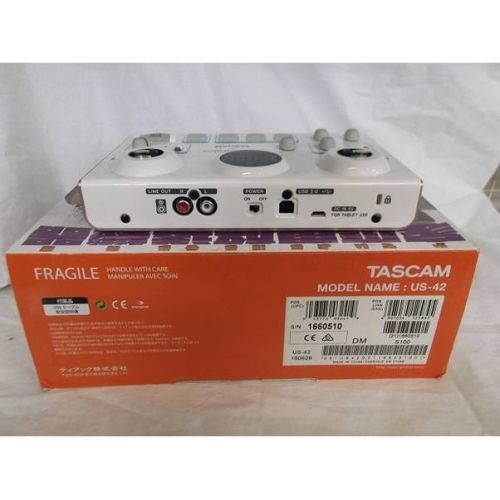 TASCAM ministudio creator US-42 -