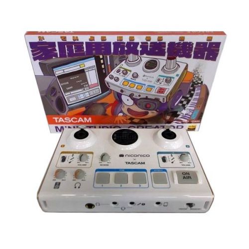 TASCAM ministudio creator US-42 -