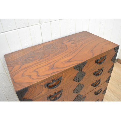 岩谷堂箪笥 (イワヤドウタンス) 和箪笥 鍵欠品 五三桐 5段8杯 タンス