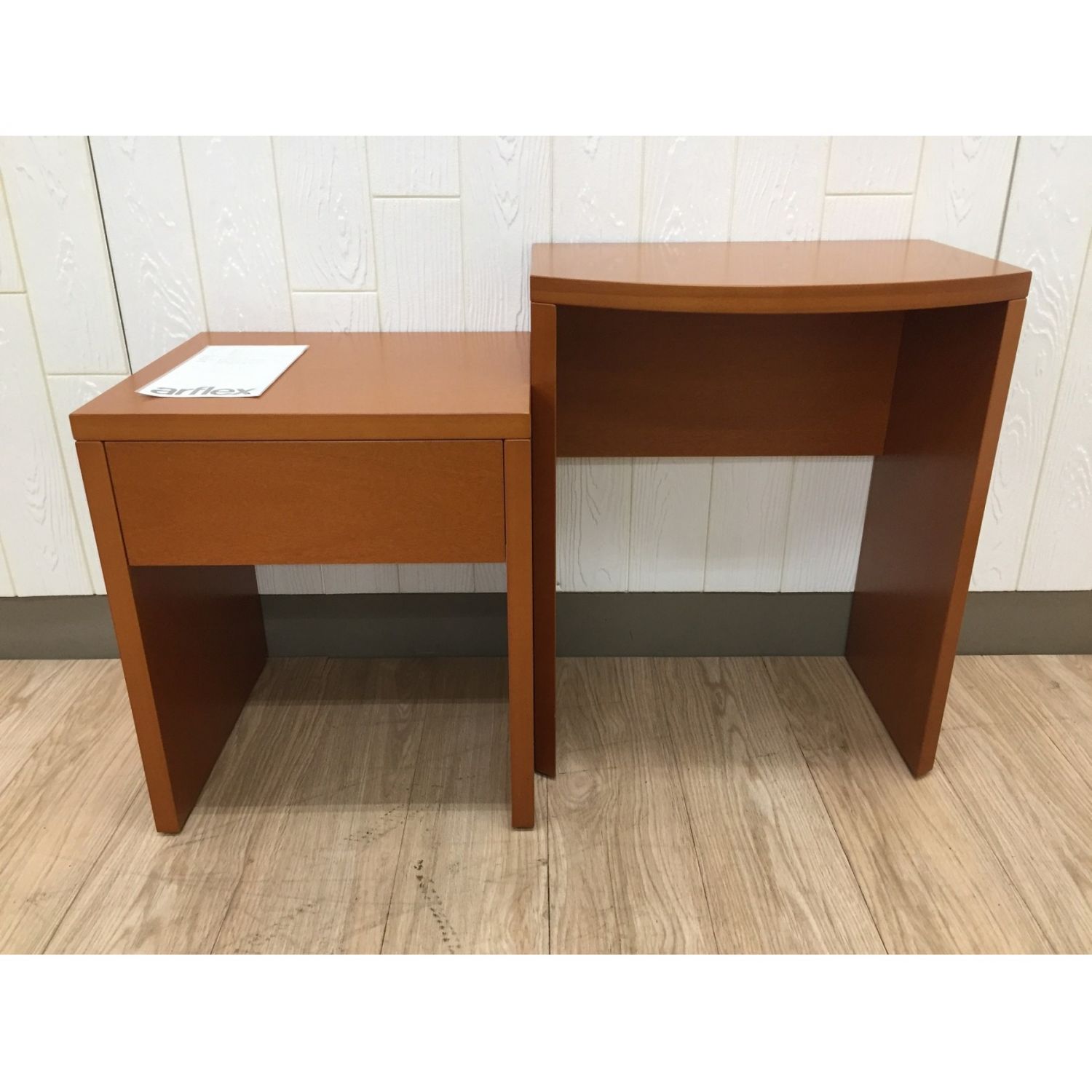 arflex PORTO サイドテーブル 引き出し付き arflex (アルフレックス) ベッドサイドテーブル ブラウン PORTO