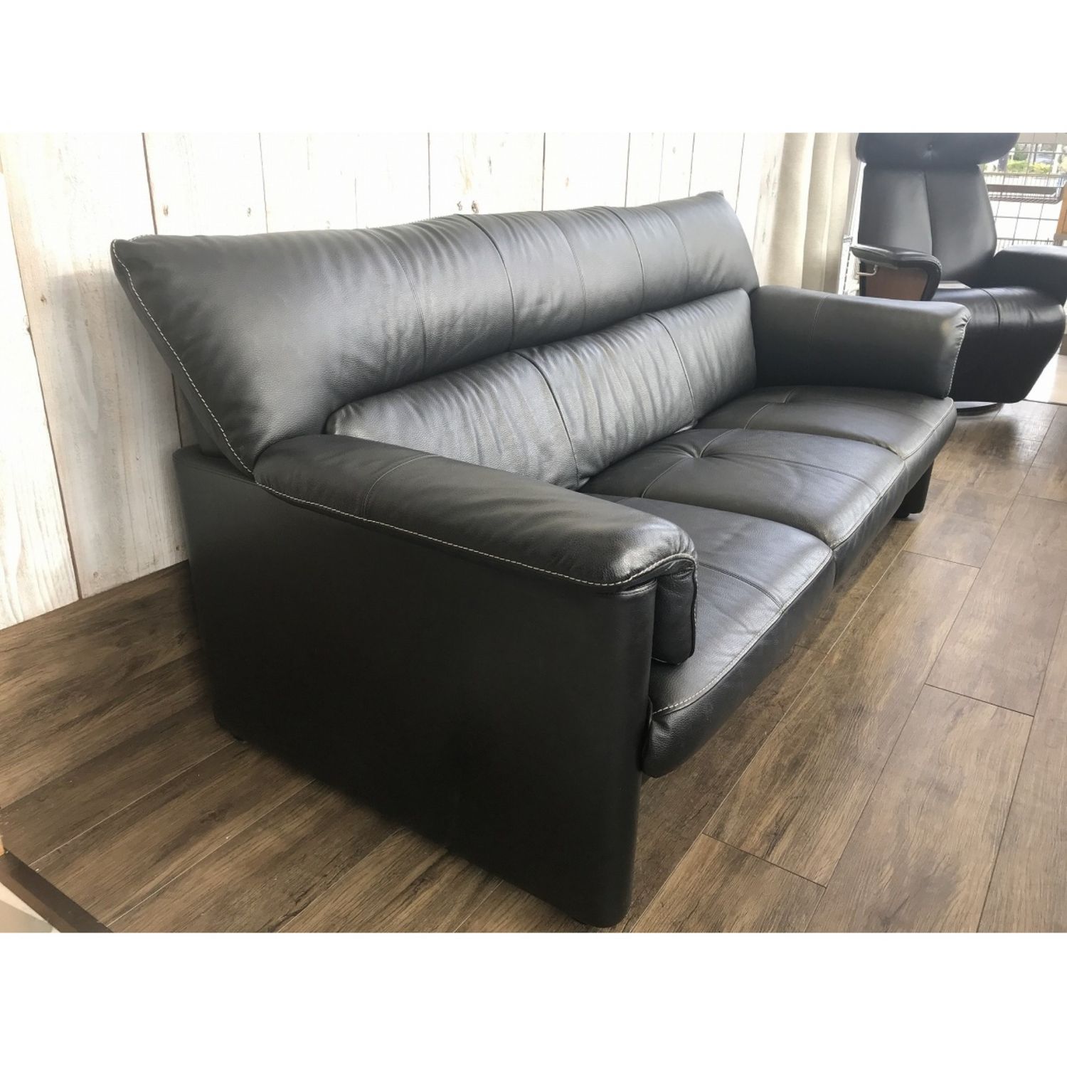 karimoku カリモク 本革 ３人掛けソファ　1台 カリモク】3人掛け革張りソファ WT3303 幅161cm karimoku 国産家具