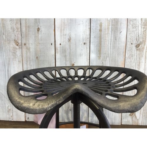 Knot antiques (ノットアンティークス) トラクタースツール ブラック 未使用品 鉄、鋳鉄 （税込）