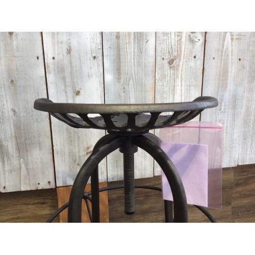 Knot antiques (ノットアンティークス) トラクタースツール ブラック 未使用品 鉄、鋳鉄 （税込）