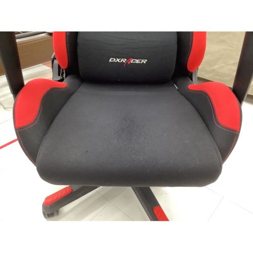 DXRACER (デラックスレーサー) ゲーミングチェア ブラック×レッド 布