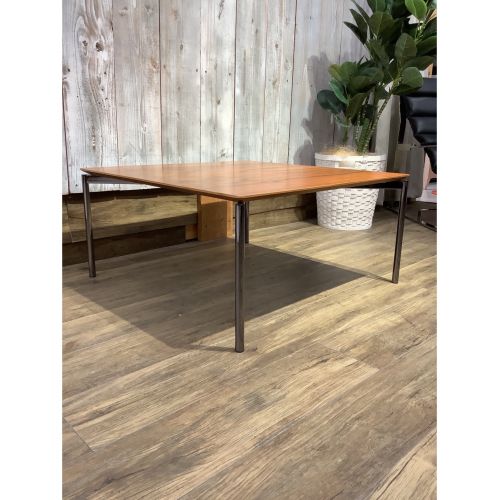 EXPLOREローテーブル（ブラウン）です。【トレファク東大阪店】