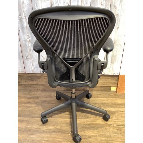 Herman Miller (ハーマンミラー) アーロンチェア AE123AWB｜トレファク