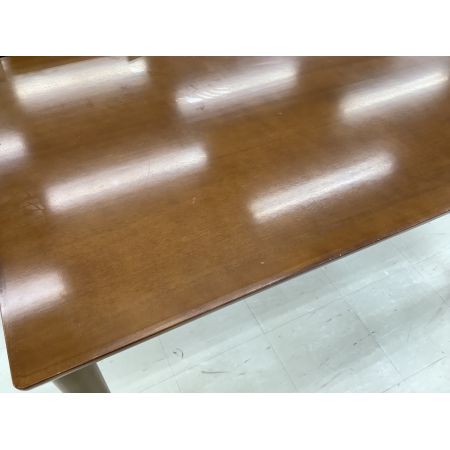カリモク60 (カリモクロクマル) ダイニングテーブル ウォールナットカラー D36490 オーク材×ラバートリー