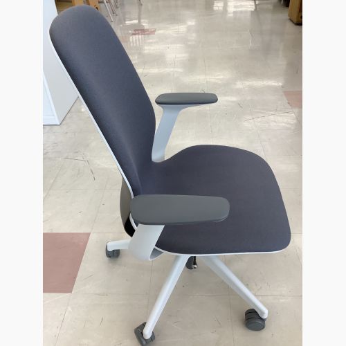 Steelcase (スチルケース) ワークチェア グレー 418A000 SILQ