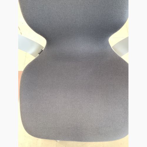 Steelcase (スチルケース) ワークチェア グレー 418A000 SILQ