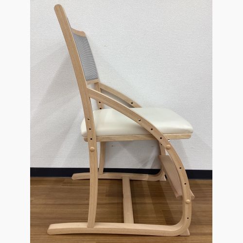 karimoku (カリモク) 学習椅子 ナチュラル×アイボリー  XT24011EK ブナ材×合皮