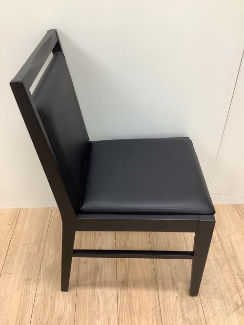 家具の大丸 (カグノダイマル) ダイニングチェアー ダークブラウン×ブラック ラバーウッド無垢×合皮 Napoli