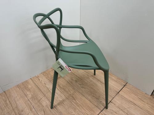 Kartell (カルテル) マスターズチェア セージグリーン ポリプロピレン Philippe Starck