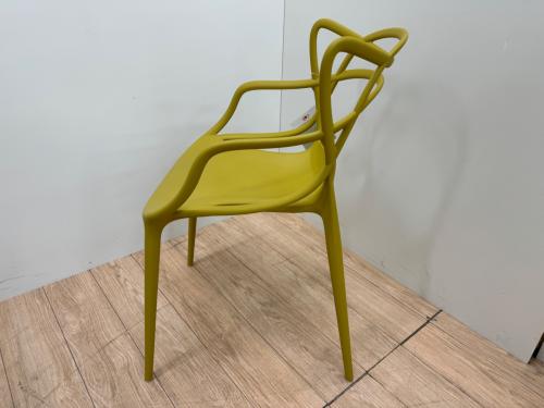 Kartell (カルテル) マスターズチェア マスタード ポリプロピレン Philippe Starck