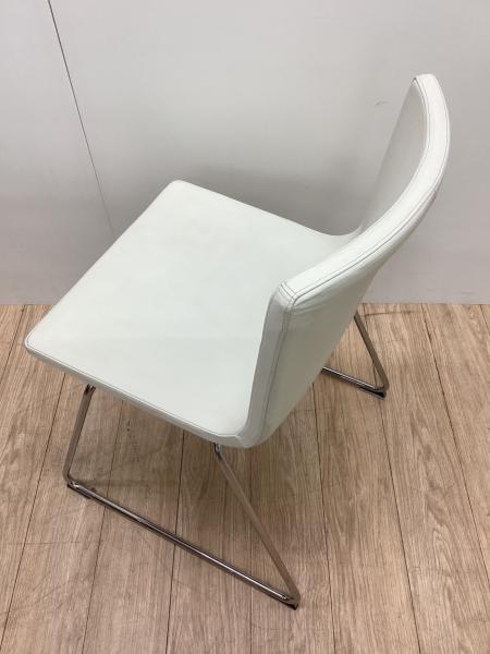 IKEA (イケア) ダイニングチェアー ホワイト レザー BERNHARD