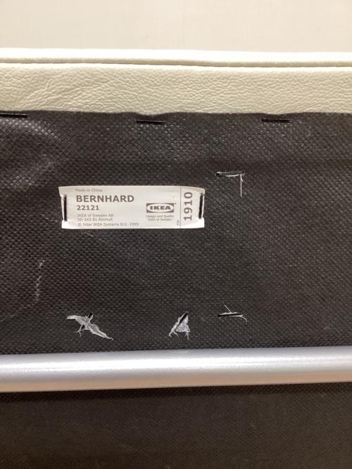 IKEA (イケア) ダイニングチェアー ホワイト レザー BERNHARD