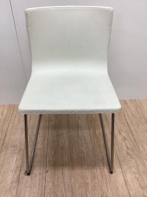 IKEA (イケア) ダイニングチェアー ホワイト レザー BERNHARD