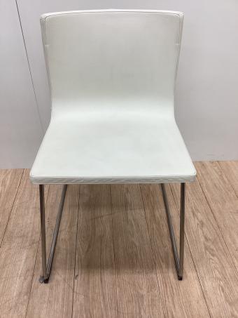 IKEA (イケア) ダイニングチェアー ホワイト レザー BERNHARD