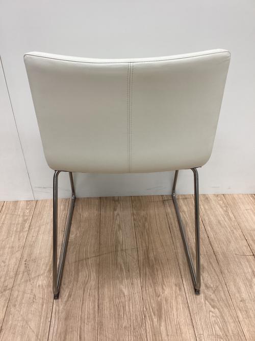IKEA (イケア) ダイニングチェアー ホワイト レザー BERNHARD