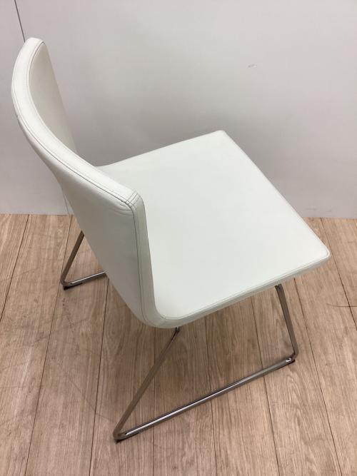 IKEA (イケア) ダイニングチェアー ホワイト レザー BERNHARD