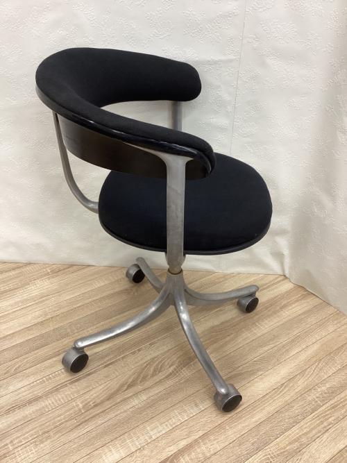 KEVI ケヴィチェア ブラック デンマーク製 1人掛け スチール製 Jorgen Rasmussen（ヨルゲン・ラスムッセン）