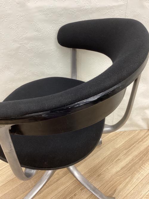 KEVI ケヴィチェア ブラック デンマーク製 1人掛け スチール製 Jorgen Rasmussen（ヨルゲン・ラスムッセン）