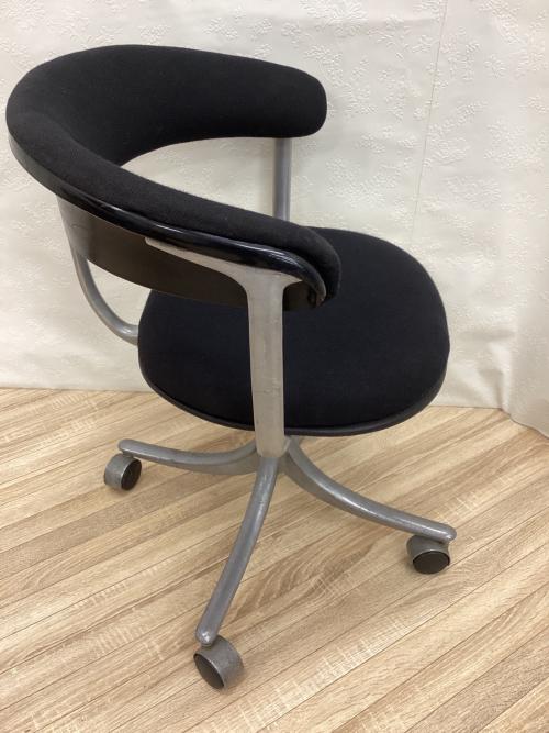 KEVI ケヴィチェア ブラック デンマーク製 1人掛け スチール製 Jorgen Rasmussen（ヨルゲン・ラスムッセン）