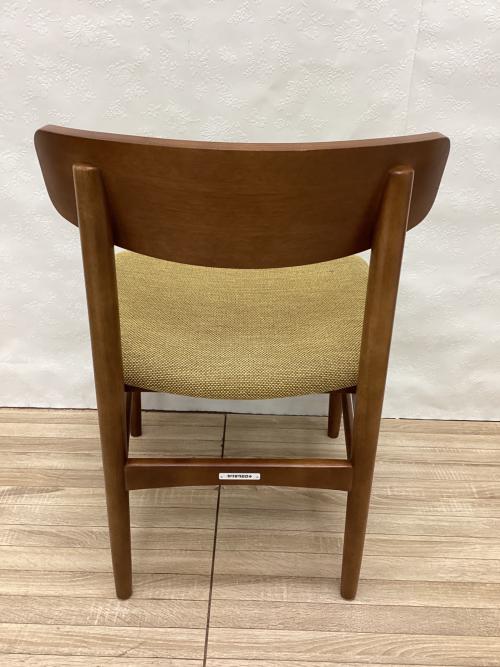 カリモク60+ (カリモクロクマル) ダイニングチェアー ブラウン×イエロー C36205