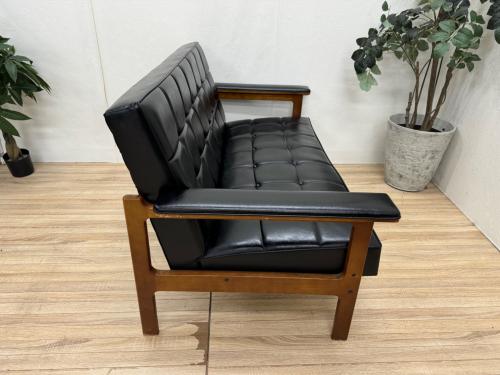 karimoku (カリモク)  2人掛けソファ ブラウン×ブラック 肘掛張地有