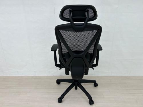 ニトリ ワークチェアー ブラック 足置き付 メッシュ フォリスト