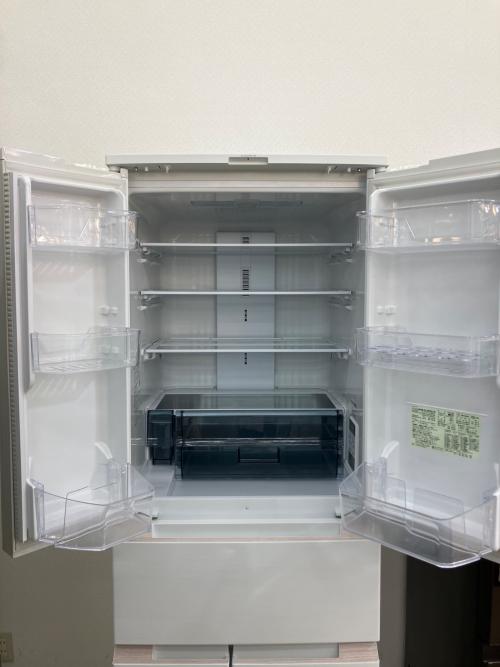 SHARP (シャープ) 6ドア冷蔵庫 左側面ヘコミ・2段目トレー下シミ・右側面変色・キズ有 ファン式 SJ-MF50J 2022年製 504L 150L クリーニング済