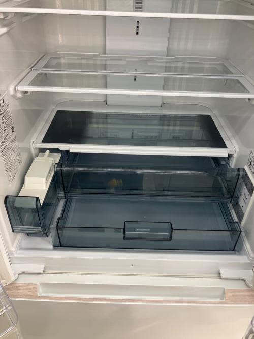 SHARP (シャープ) 6ドア冷蔵庫 左側面ヘコミ・2段目トレー下シミ・右側面変色・キズ有 ファン式 SJ-MF50J 2022年製 504L 150L クリーニング済