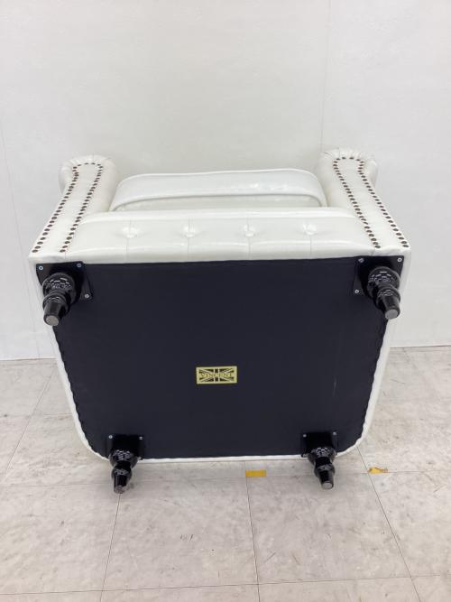 VINCENT (ヴィンセント) 1人掛けソファー ホワイト 合皮 チェスターフィールド