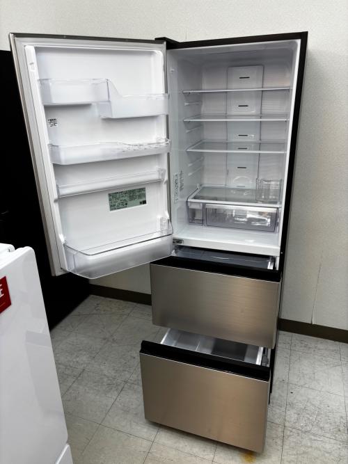 【トレファクマーケット千葉おゆみ野店】ご来店いただける方限定！ HITACHI (ヒタチ) 3ドア冷蔵庫 0053 R-V38SVL 2023年製 375Ｌ のご紹介です！ HITACHI (ヒタチ) 3ドア冷蔵庫 0053 R-V38SVL 2023年製 375L 75L
