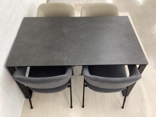 ニトリ ダイニング5点セット グレー×ホワイト 天板、脚スレ有