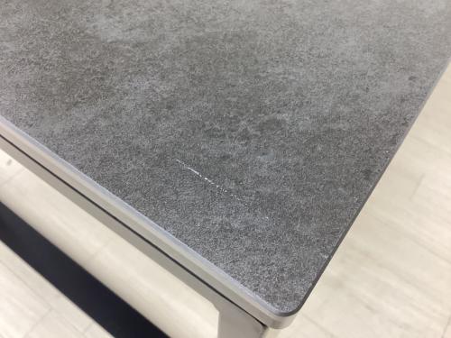 ニトリ ダイニング5点セット グレー×ホワイト 天板、脚スレ有