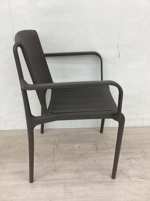 TILIA (ティリア) アームチェアー トープ