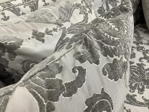 Jennifer Taylor (ジェニファーテイラー) 2人掛けソファー RG63091 グレー