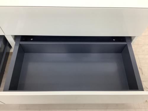 CASSINA (カッシーナ) シアターボード 1IX5031330100010 幅:約140㎝ ホワイト