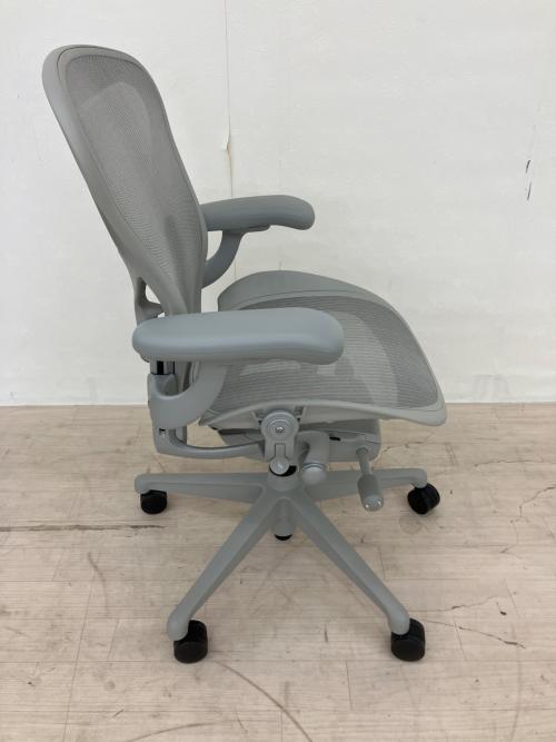 Herman Miller (ハーマンミラー) アーロンチェア AER1B23DW ALPVPRSNADVPBBDVP23101 ポスチャーフィットフル装備 ライトグレー リマスタードモデル