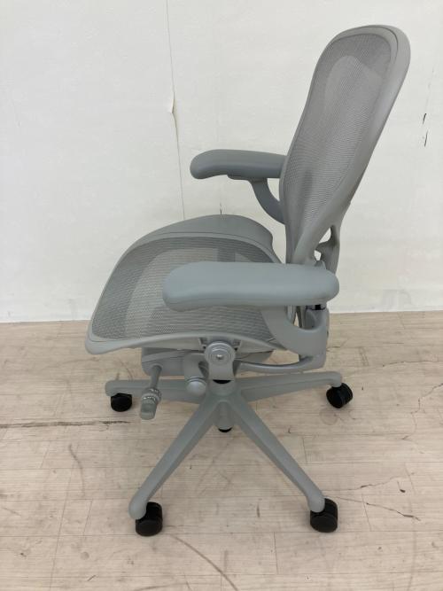 Herman Miller (ハーマンミラー) アーロンチェア AER1B23DW ALPVPRSNADVPBBDVP23101 ポスチャーフィットフル装備 ライトグレー リマスタードモデル