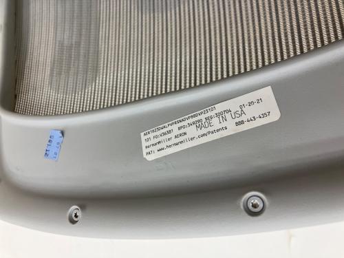 Herman Miller (ハーマンミラー) アーロンチェア AER1B23DW ALPVPRSNADVPBBDVP23101 ポスチャーフィットフル装備 ライトグレー リマスタードモデル